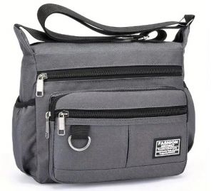 Купить Багатошарова водонепроникна сумка через плече        