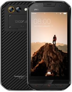 Купить в Киеве DOOGEE S30, 5' HD IPS экран, DUAL SIM, 4 ядерный процессор, оперативная память 2GB, ROM 16Gb, Android 7.0