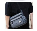 Багатошарова водонепроникна сумка через плече     